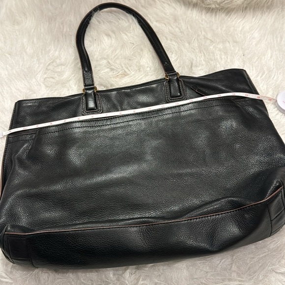 Fossil Black Leather Bag/Tote pre-owned. - Picture 7 of 7
